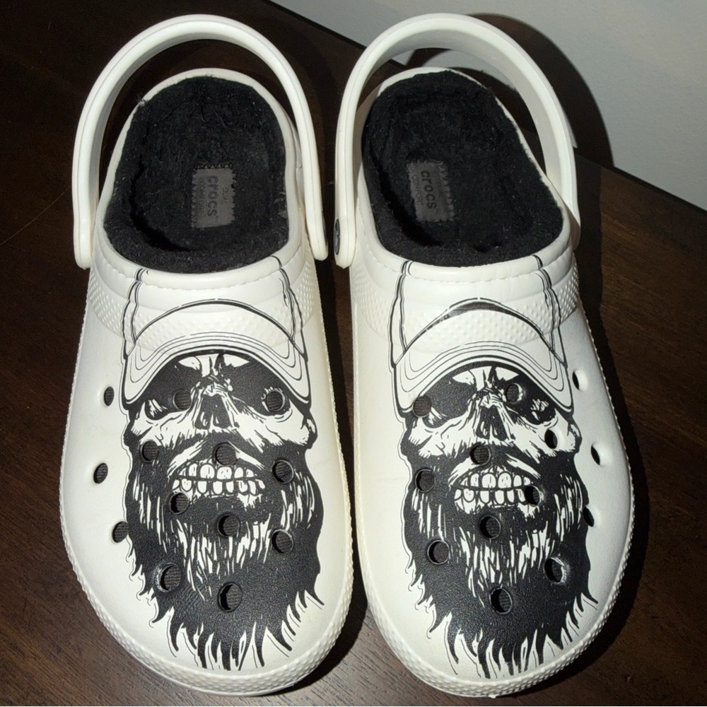 Luke Combs X Crocs Classic Lined Clog Skull Men's Size 7/ Women's 9 White